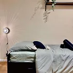 Beau Studio 2 Personnes Dans Le 17E Arrondissement