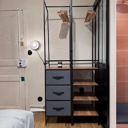 Beau 2 Personnes Dans Le 17e Arrondissement Apartment Paris