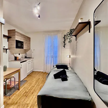 Apartment Beau 2 Personnes Dans Le 17e Arrondissement